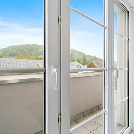 Modern 1br With Balcony & View Appartement