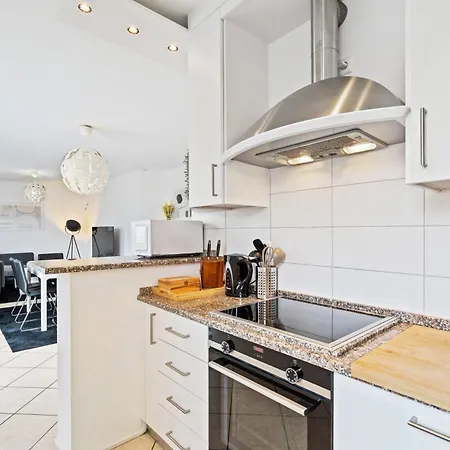Modern 1br With Balcony & View Appartement Sanem